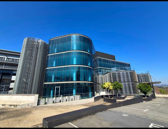 5,833M² OFFICE TO LET IN SANDTON CENTRAL